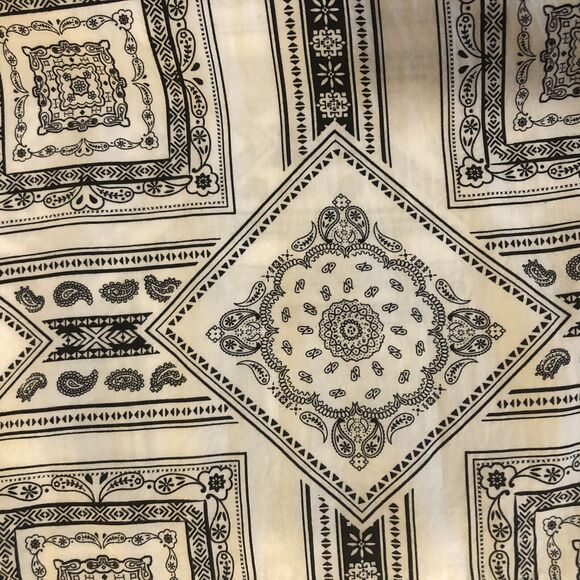 Sadie & Sage Tank Top Women L White V Neck Cami Wide Straps Boho Crochet Hemline - Picture 7 of 12